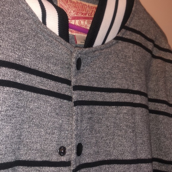 Striped Light Jacket Varsity type - Picture 5 of 5